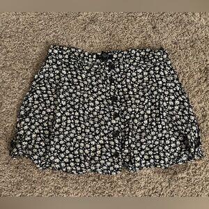 Women’s floral skirt, size US 30